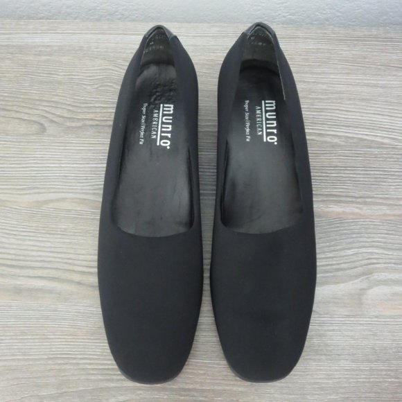 Munro Jet Black Traveler Shoes 1.5" Low Heel Square Closed Toe Slip On Sz 7 - Picture 7 of 15